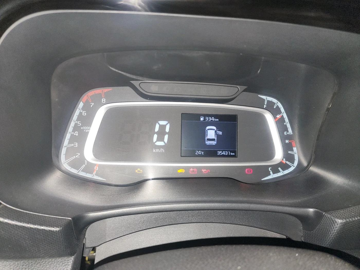2021 KIA SONET HTK PLUS 1.2, Petrol, Manual, 35,431 km, interior