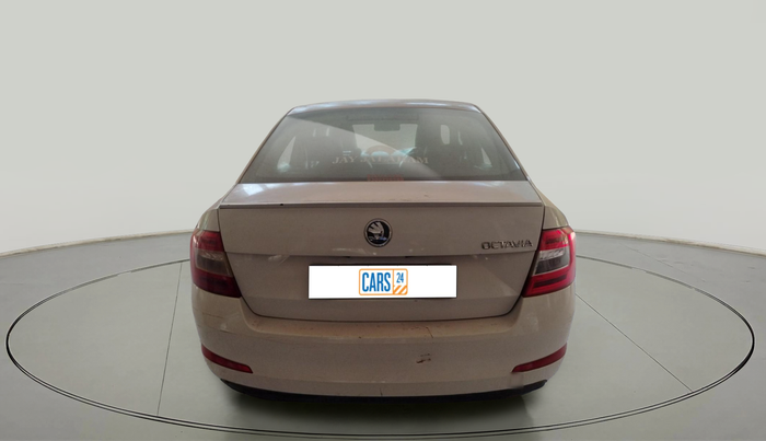 2015 Skoda Octavia ELEGANCE 1.8 TSI AT, Petrol, Automatic, 1,23,940 km, exterior