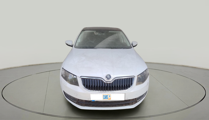 2015 Skoda Octavia ELEGANCE 1.8 TSI AT, Petrol, Automatic, 1,23,940 km, exterior