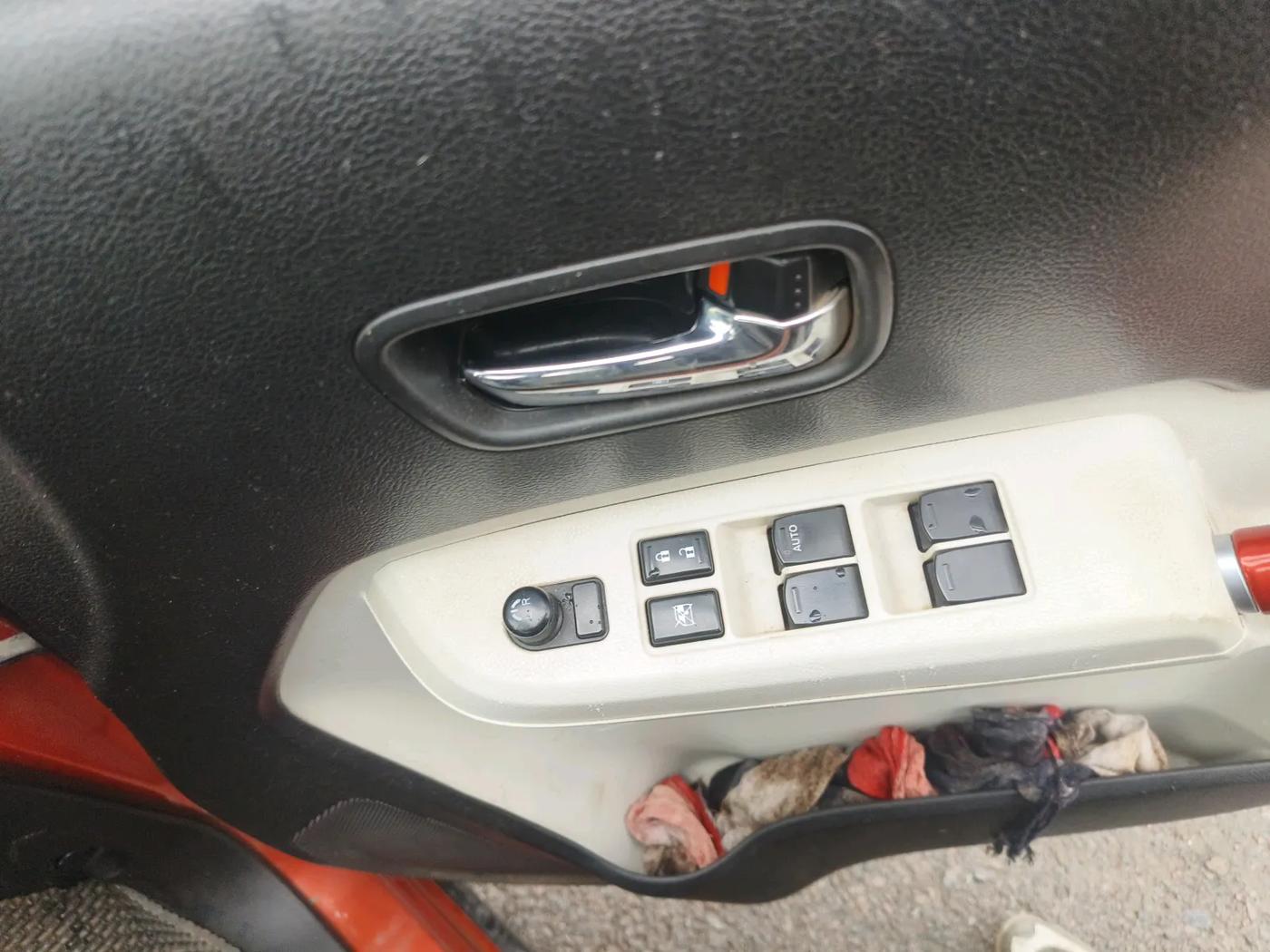 2017 Maruti IGNIS ALPHA 1.2, Petrol, Manual, 1,21,095 km, interior