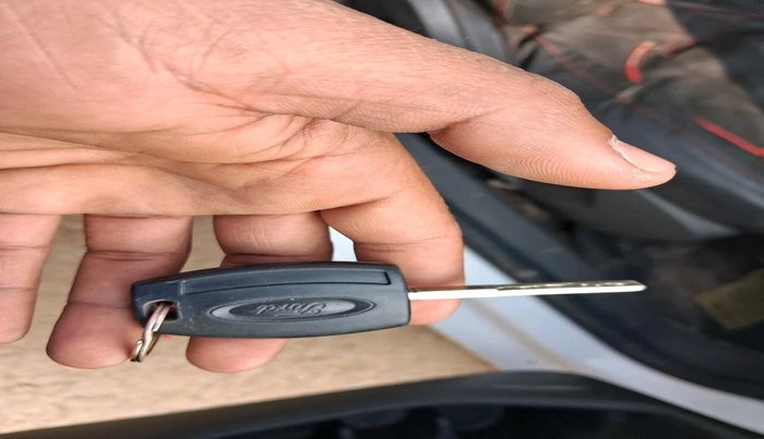 2015 Ford New Figo AMBIENTE 1.2 PETROL, Petrol, Manual, 1,08,274 km, interior