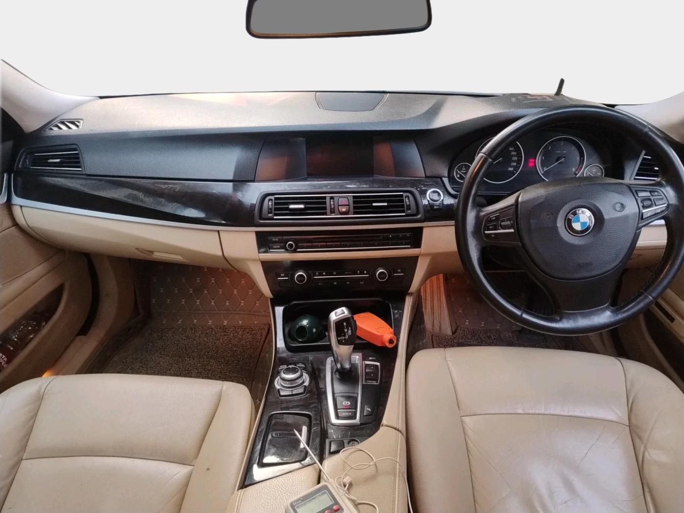 2013 BMW 5 Series 520D 2.0, Diesel, Automatic, 91,850 km, interior