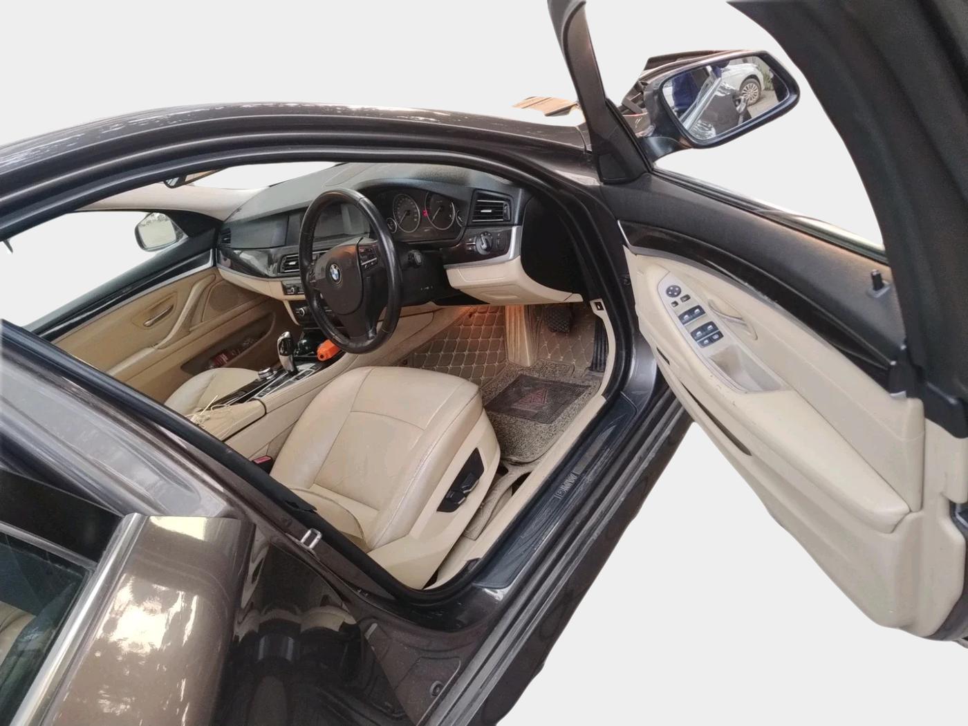 2013 BMW 5 Series 520D 2.0, Diesel, Automatic, 91,850 km, interior