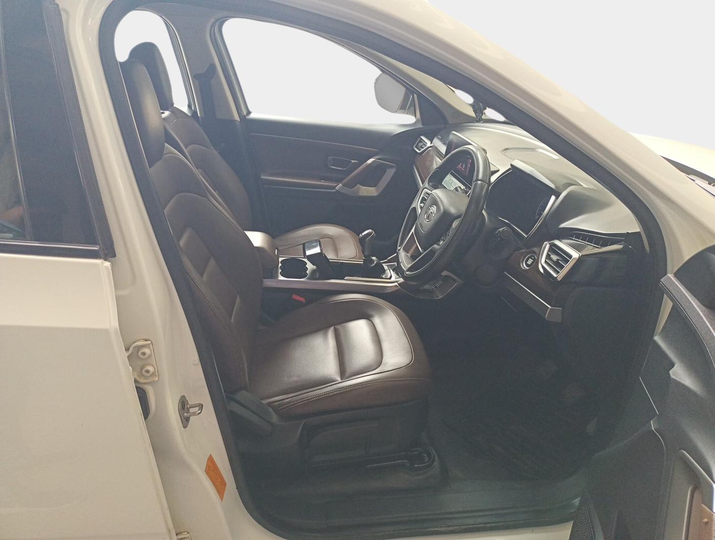 2020 Tata Harrier XZ 2.0L, Diesel, Manual, 83,519 km, interior