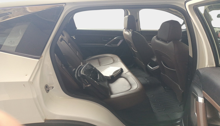 2020 Tata Harrier XZ 2.0L, Diesel, Manual, 83,519 km, interior