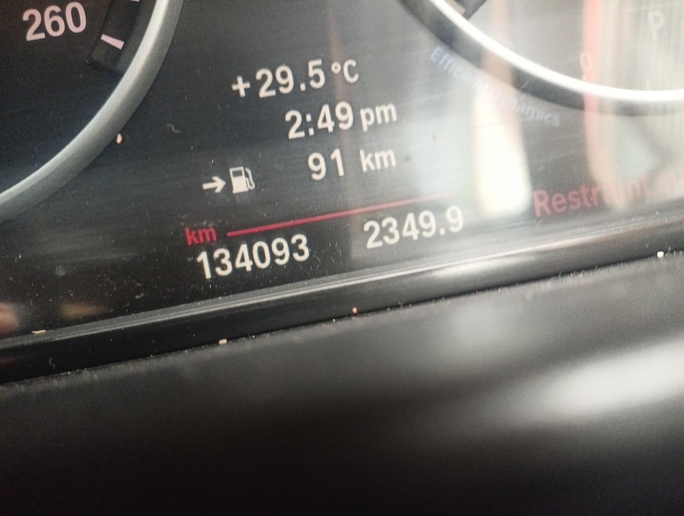 2011 BMW 5 Series 520D 2.0, Diesel, Automatic, 1,34,093 km, interior