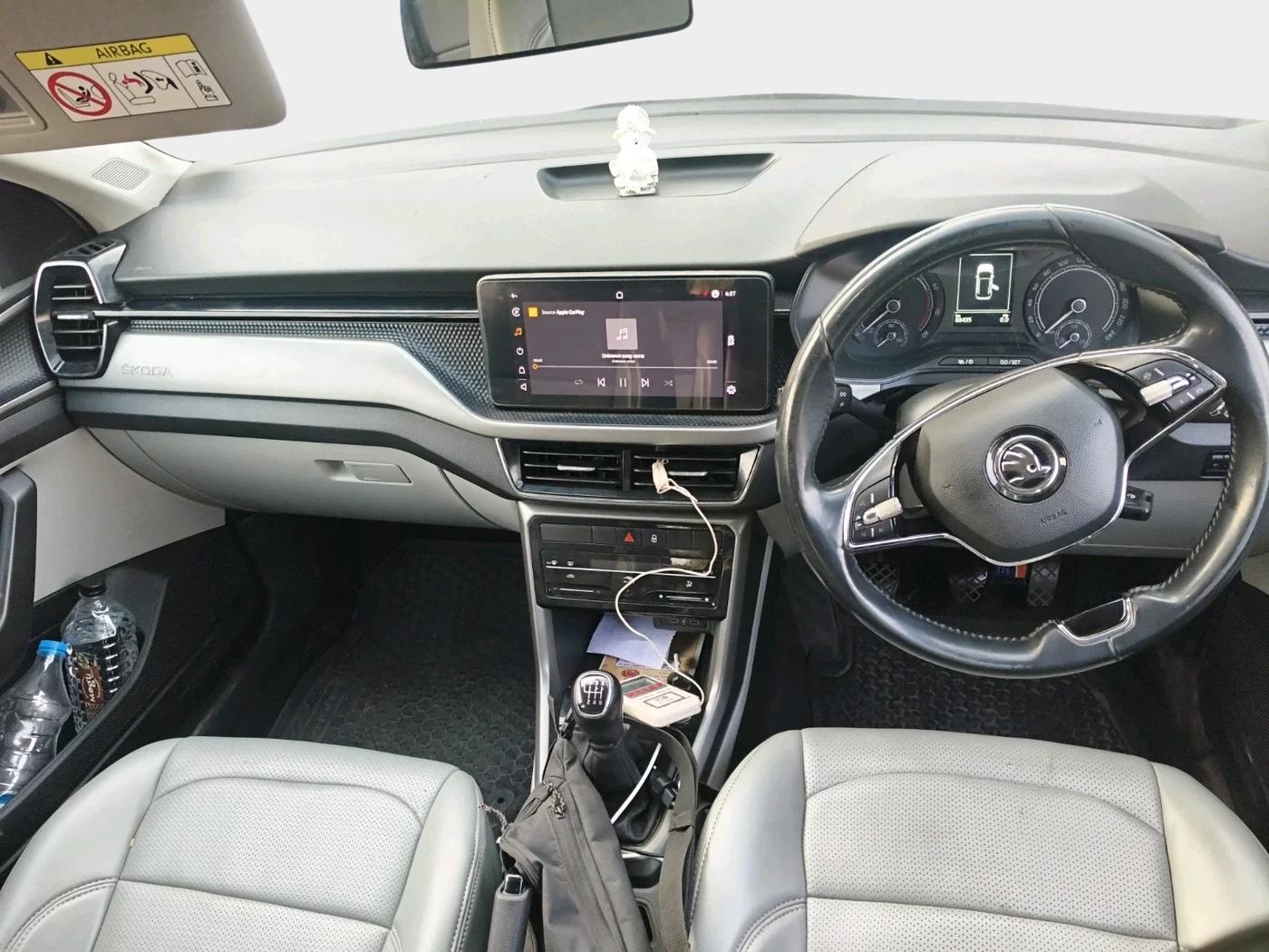 2021 Skoda KUSHAQ AMBITION 1.0L TSI MT, Petrol, Manual, 88,435 km, interior