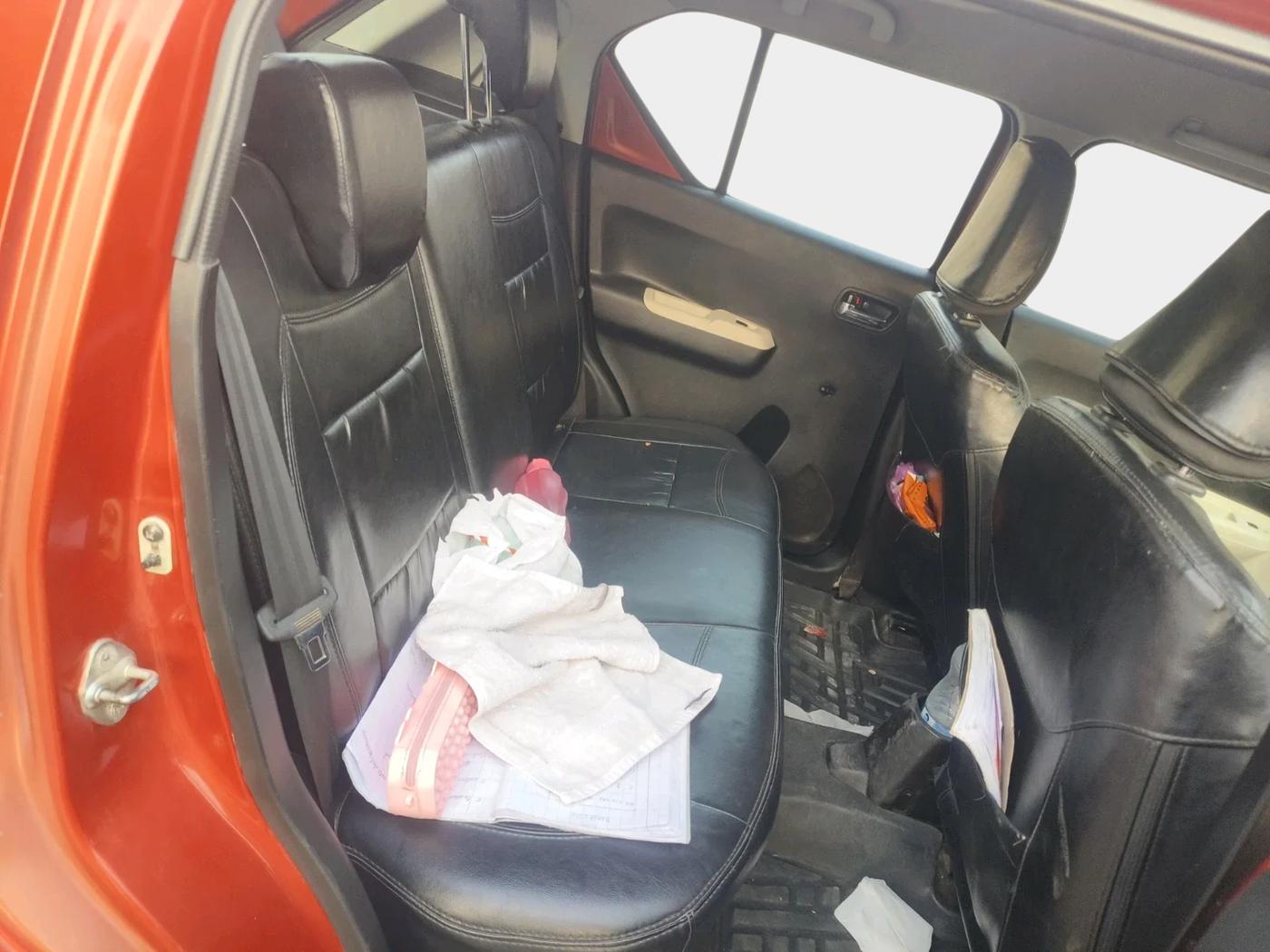 2017 Maruti IGNIS DELTA 1.2, Petrol, Manual, 76,456 km, interior