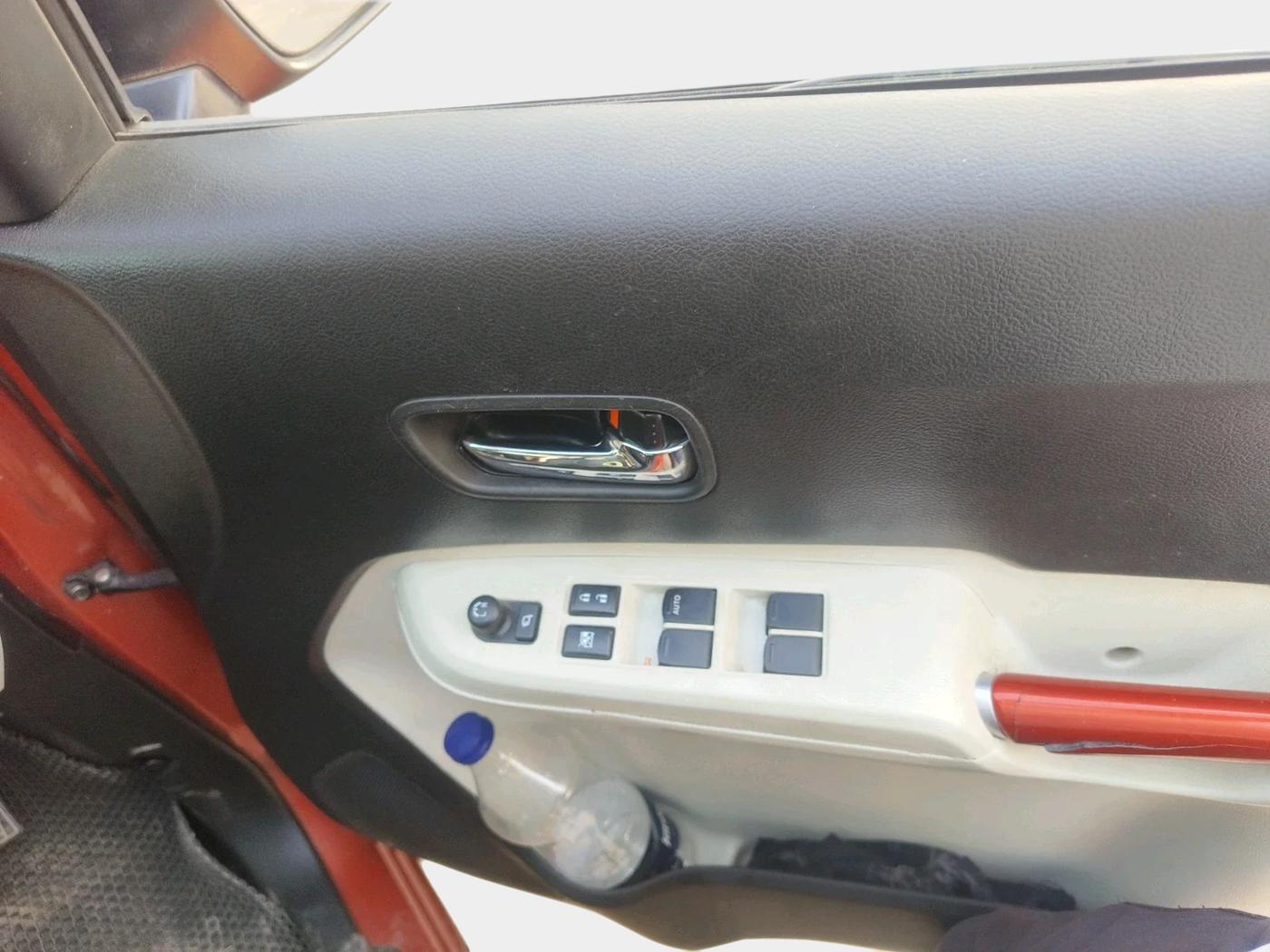 2017 Maruti IGNIS DELTA 1.2, Petrol, Manual, 76,456 km, interior