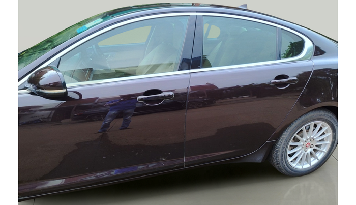 2014 Jaguar XF 2.2 DIESEL LUXURY, Diesel, Automatic, 70,335 km, exterior