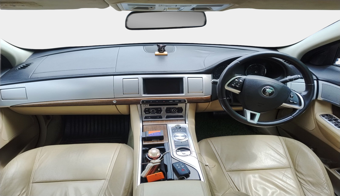 2014 Jaguar XF 2.2 DIESEL LUXURY, Diesel, Automatic, 70,335 km, interior