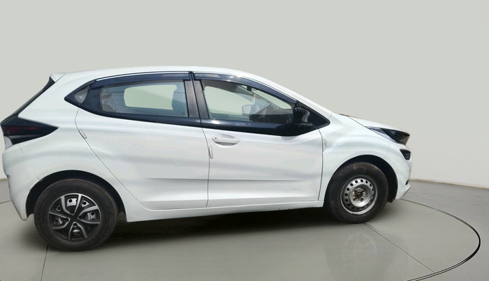 2020 Tata ALTROZ XE PETROL, Petrol, Manual, 68,202 km, exterior