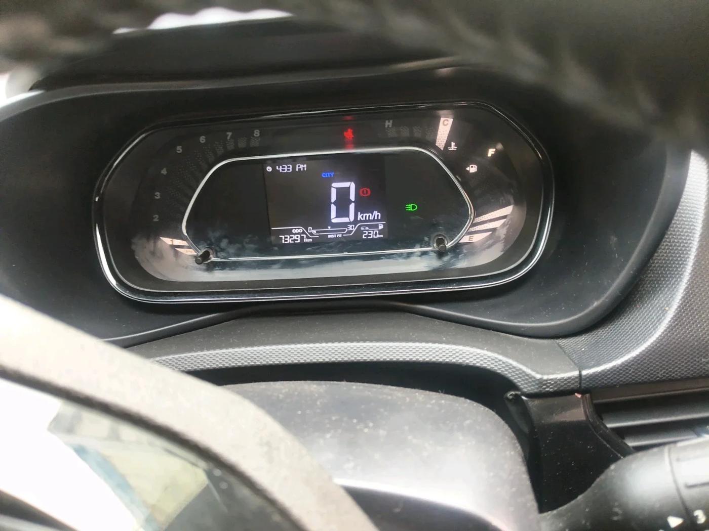 2022 Tata NEXON XZ PLUS DIESEL DARK EDITION, Diesel, Manual, 74,000 km, interior