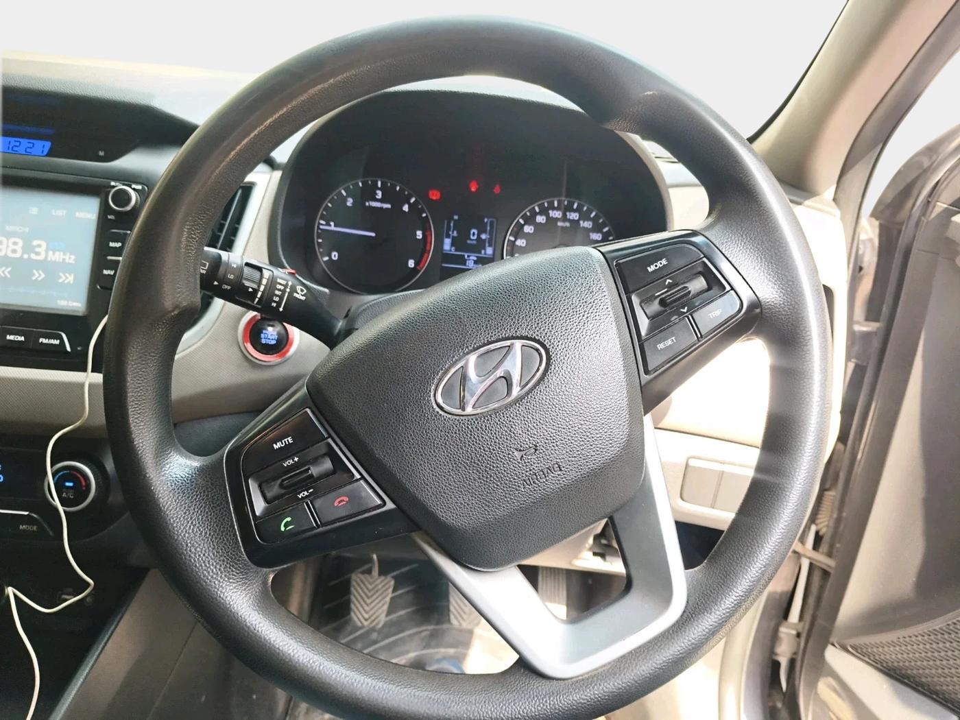 2018 Hyundai Creta SX 1.6 DIESEL, Diesel, Manual, 1,16,362 km, interior