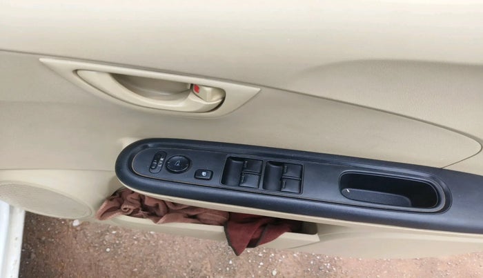 2014 Honda Mobilio 1.5L I-VTEC S, Petrol, Manual, 77,036 km, interior
