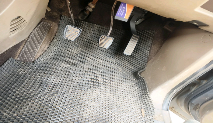 2014 Mahindra XUV500 W4, Diesel, Manual, 69,823 km, interior