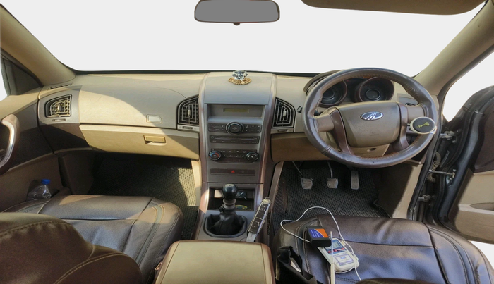 2014 Mahindra XUV500 W4, Diesel, Manual, 69,823 km, interior