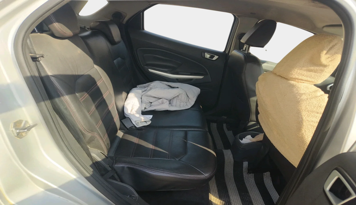 2014 Ford Ecosport TITANIUM 1.5L DIESEL (OPT), Diesel, Manual, 1,27,286 km, interior