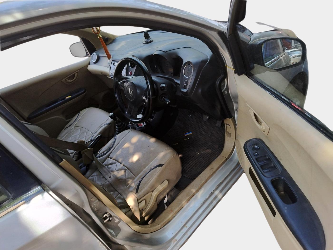 2015 Honda Amaze 1.5L I-DTEC S, Diesel, Manual, 95,528 km, interior