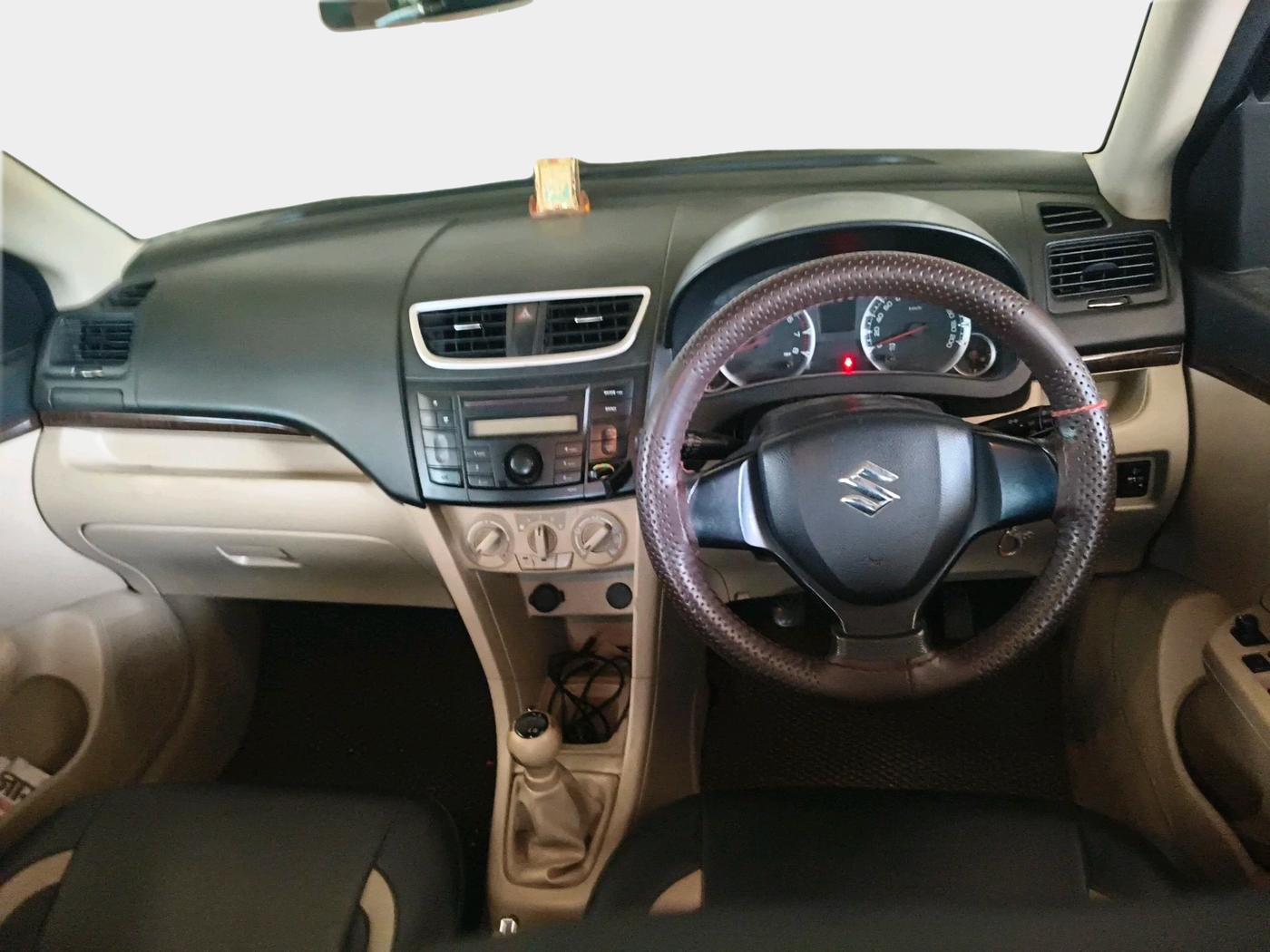2014 Maruti Swift Dzire VXI, Petrol, Manual, 1,04,814 km, interior