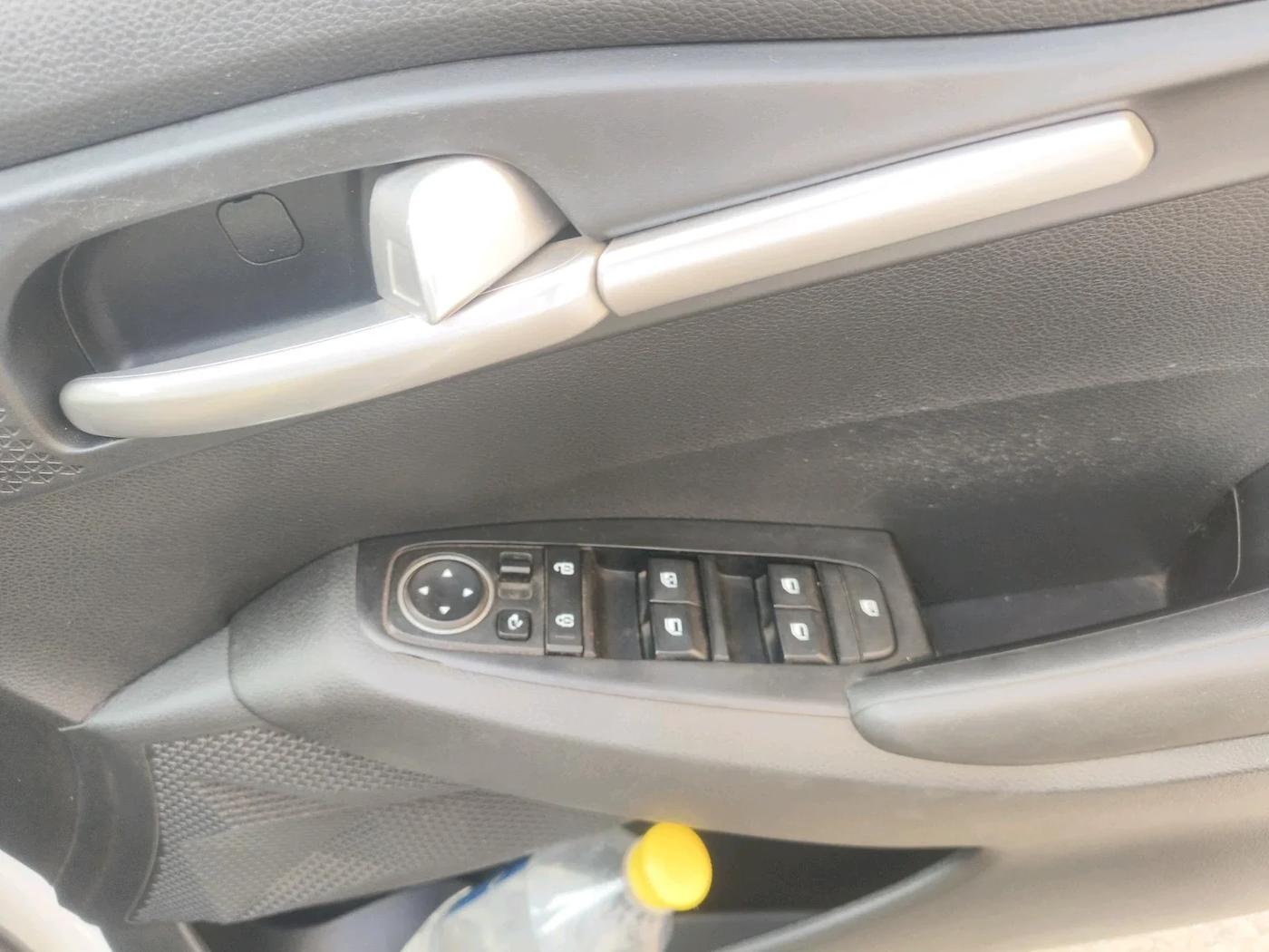 2021 KIA SELTOS HTK PLUS 1.5, Petrol, Manual, 1,13,934 km, interior