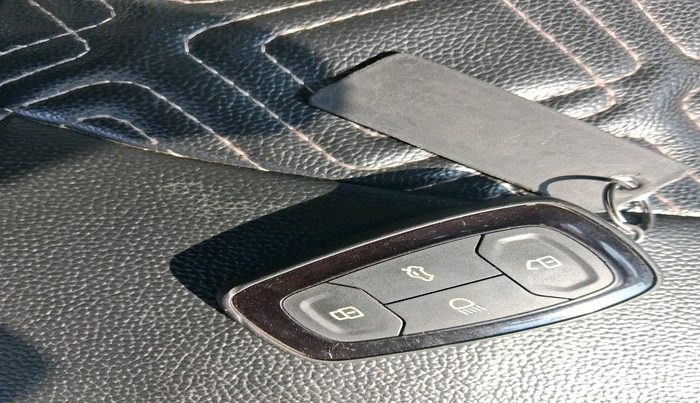 2022 Tata ALTROZ XT PETROL, Petrol, Manual, 1,01,837 km, interior