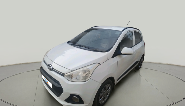 2015 Hyundai Grand i10 SPORTZ 1.2 KAPPA VTVT, Petrol, Manual, 1,02,721 km, exterior