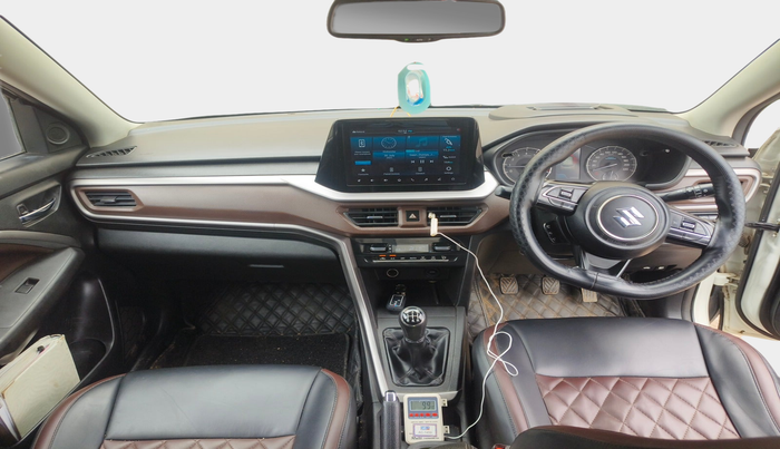 2022 Maruti BREZZA ZXI + SMART HYBRID, Petrol, Manual, 1,05,690 km, interior