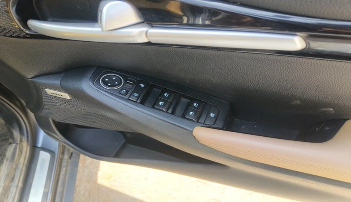 2022 KIA SELTOS HTX PLUS 1.5 DIESEL, Diesel, Manual, 1,05,339 km, interior