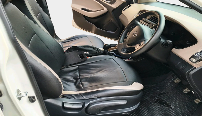 2015 Hyundai Elite i20 SPORTZ 1.2 (O), Petrol, Manual, 53,365 km, interior