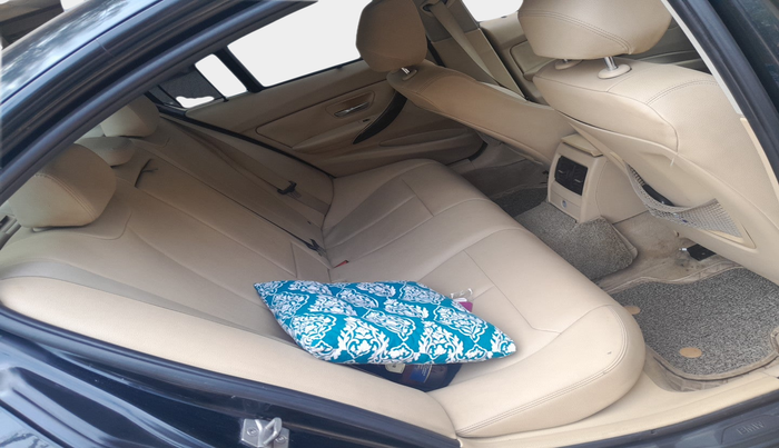 2013 BMW 3 Series 320d, Diesel, Automatic, 99,600 km, interior