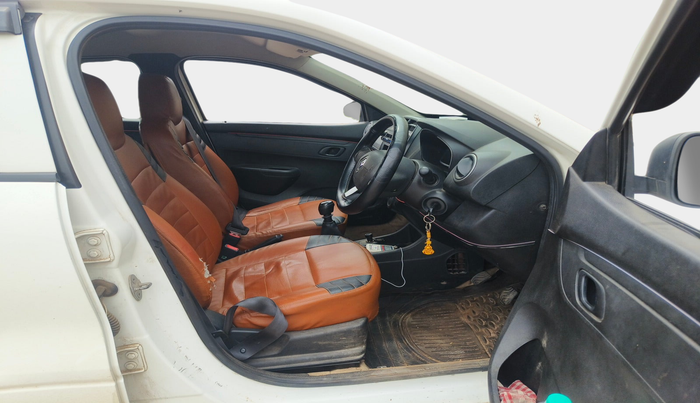 2019 Renault Kwid RXL, Petrol, Manual, 1,05,940 km, interior