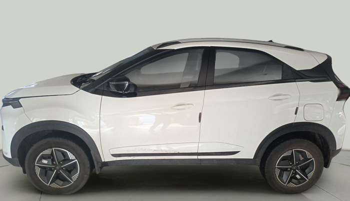 2023 Tata NEXON CREATIVE PLUS S 1.2 REVOTRON 6 AMT, Petrol, Automatic, 14,366 km, exterior