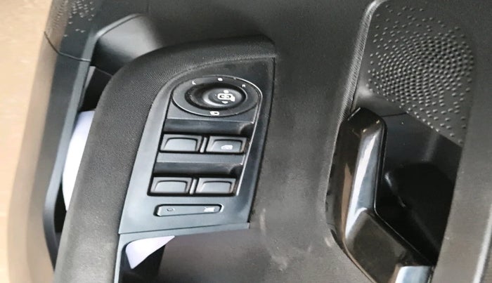 2023 Tata ALTROZ  XZA Plus Sunroof Dark Edition, Petrol, Automatic, 17,987 km, interior