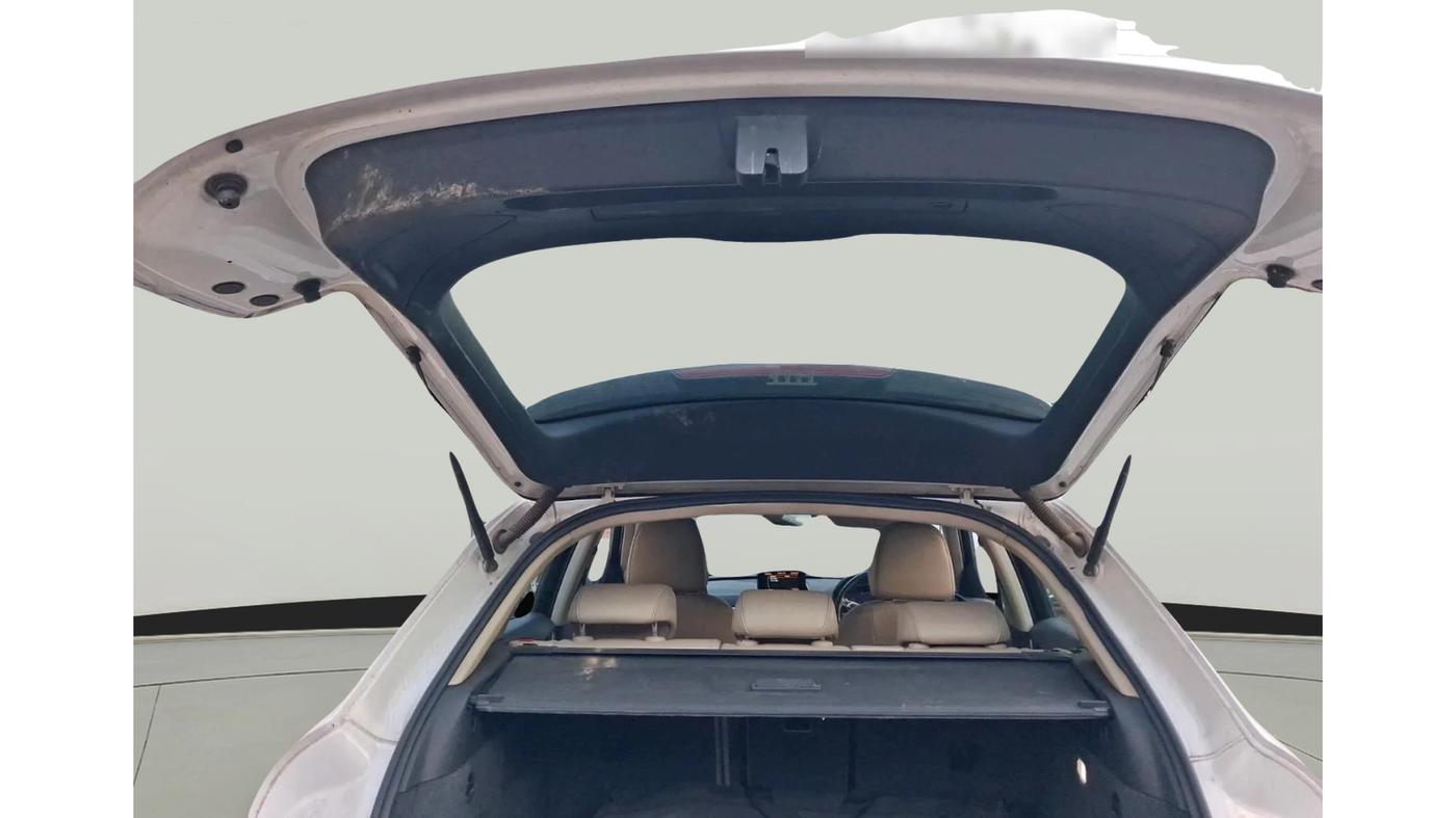 2017 Audi Q3 35 TDI Quattro, Diesel, Automatic, 1,24,159 km, exterior