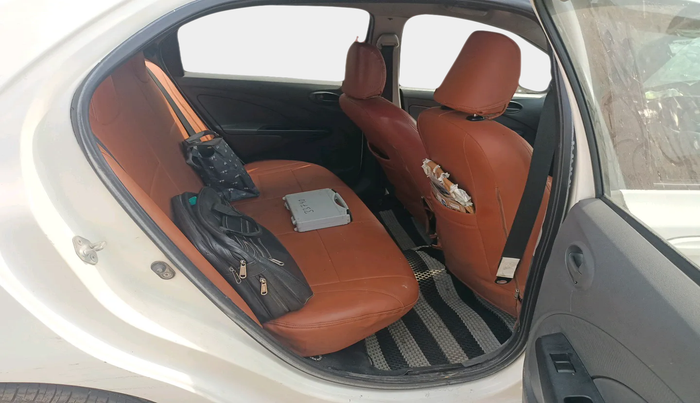 2013 Toyota Etios G, Petrol, Manual, 1,56,181 km, interior