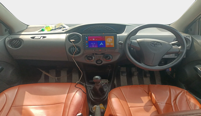 2013 Toyota Etios G, Petrol, Manual, 1,56,181 km, interior