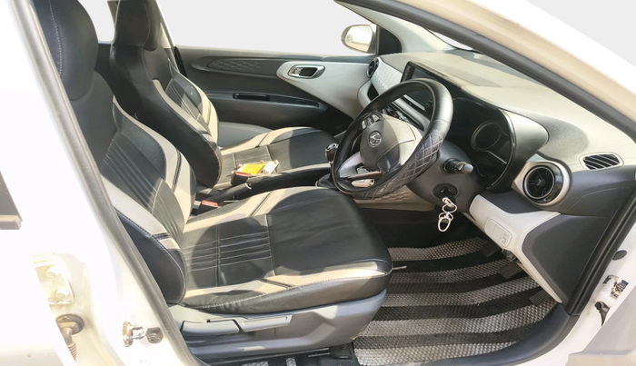 2020 Hyundai GRAND I10 NIOS SPORTZ 1.2 KAPPA VTVT, Petrol, Manual, 35,655 km, interior