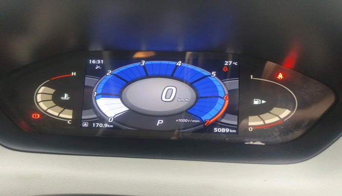 2023 Nissan MAGNITE XV TURBO CVT, Petrol, Automatic, 5,089 km, interior