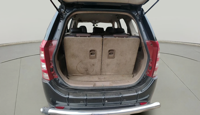 2014 Mahindra XUV500 W8, Diesel, Manual, 1,81,502 km, exterior