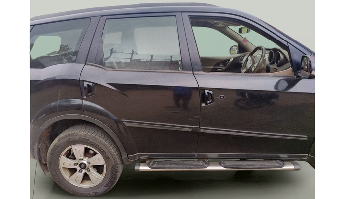 2014 Mahindra XUV500 W8, Diesel, Manual, 1,81,502 km, exterior