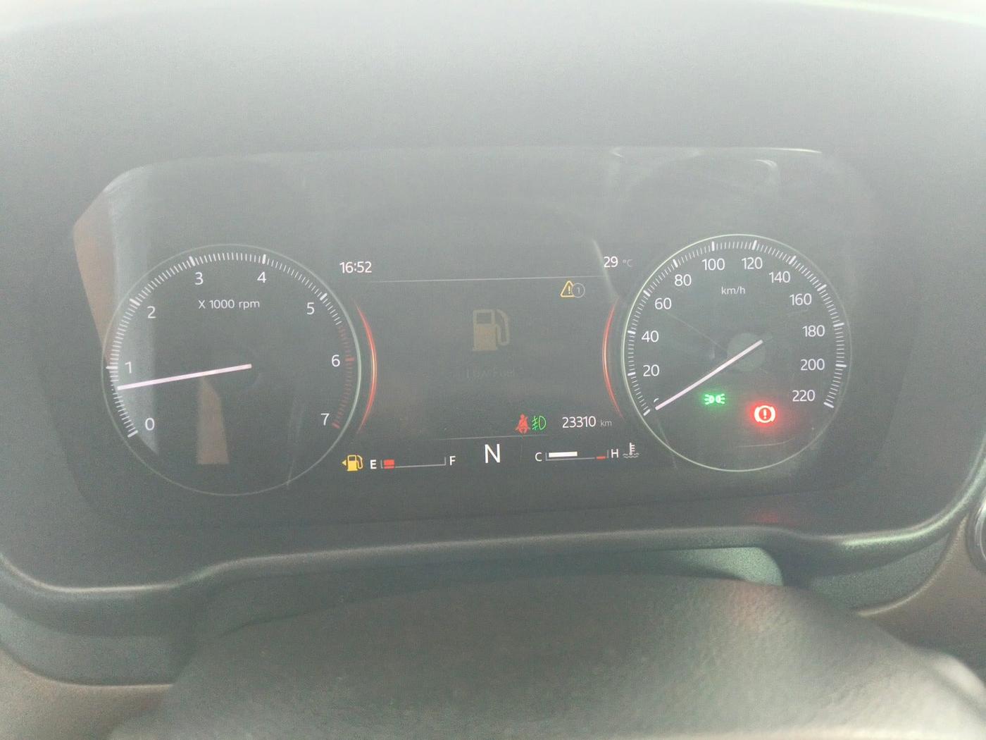 2022 Mahindra SCORPIO-N Z8 L PETROL MT 6 STR, Petrol, Manual, 25,000 km, interior