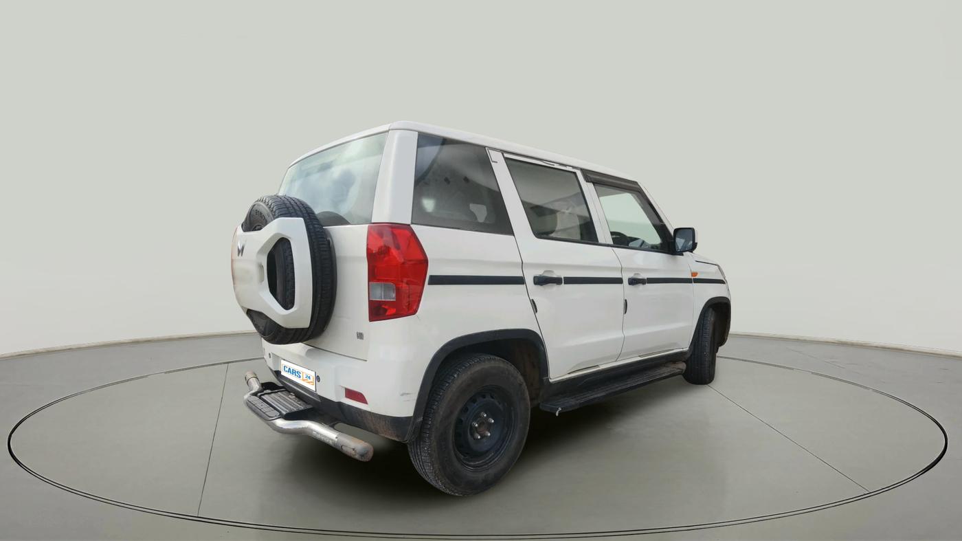2023 Mahindra BOLERO NEO N 8, Diesel, Manual, 28,414 km, exterior