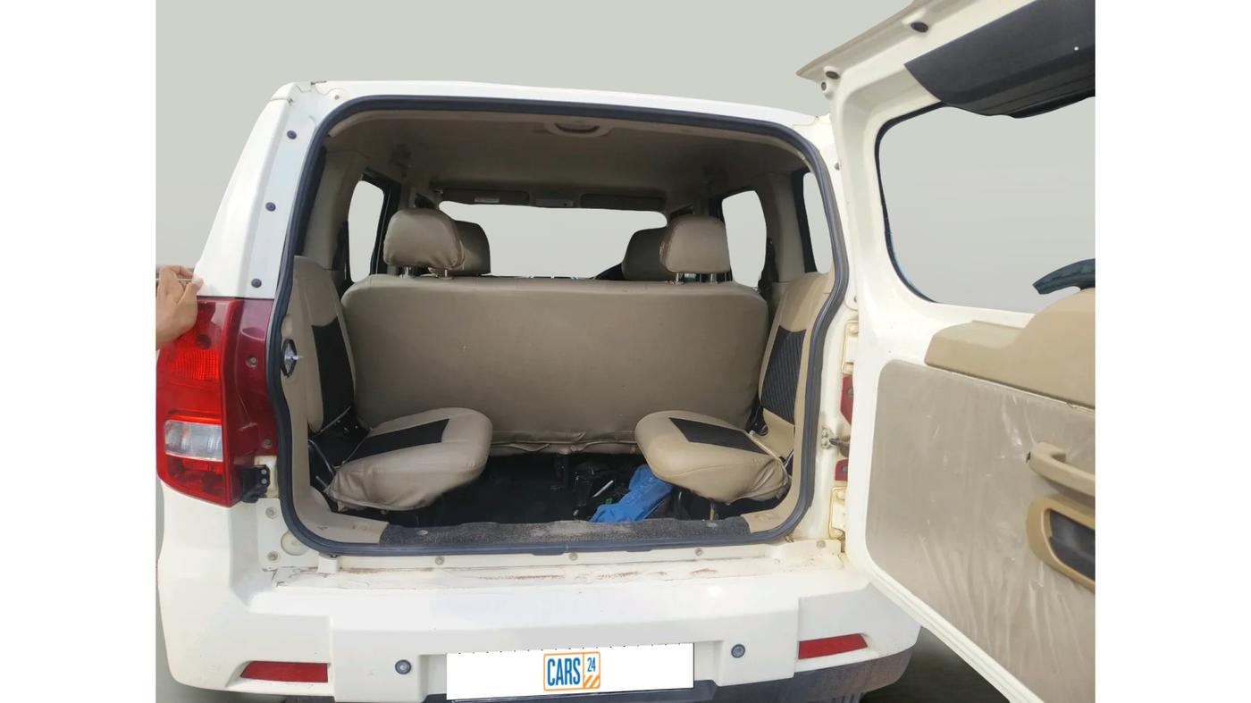 2023 Mahindra BOLERO NEO N 8, Diesel, Manual, 28,414 km, exterior