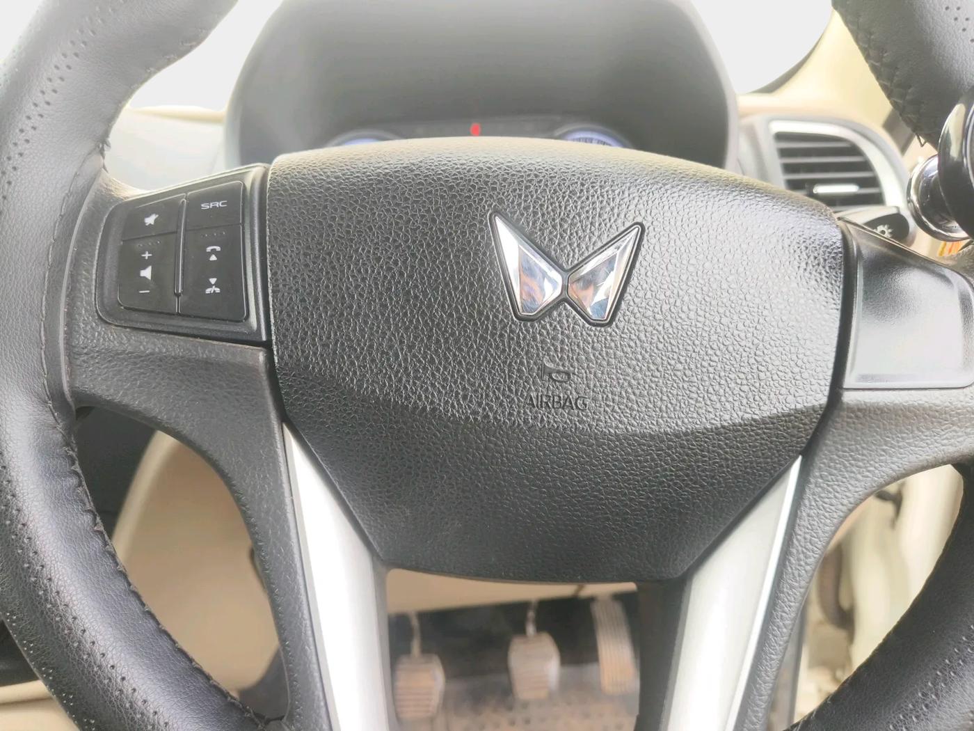 2023 Mahindra BOLERO NEO N 8, Diesel, Manual, 28,414 km, interior