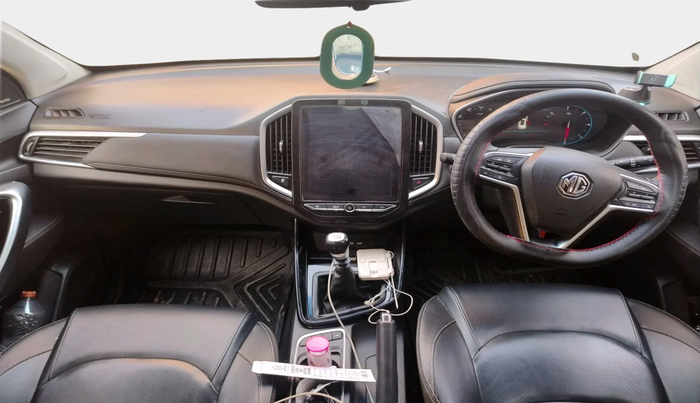 2020 MG HECTOR SHARP 2.0 DIESEL, Diesel, Manual, 1,22,632 km, interior