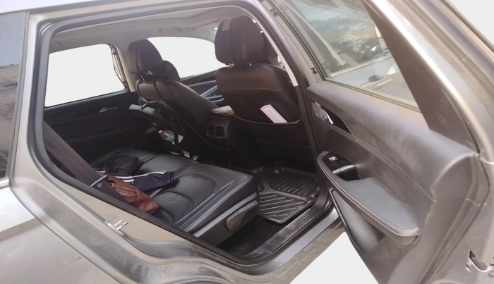 2020 MG HECTOR SHARP 2.0 DIESEL, Diesel, Manual, 1,22,632 km, interior