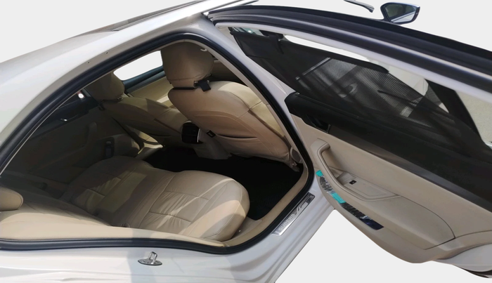 2018 Skoda Superb STYLE 1.8 TSI AT, Petrol, Automatic, 99,892 km, interior