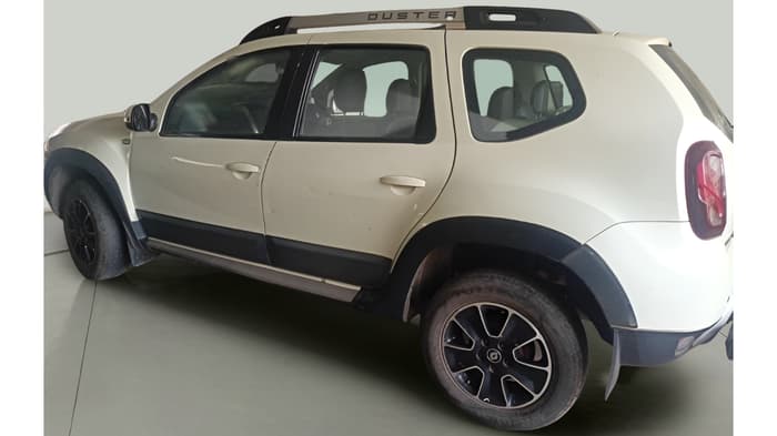 2017 Renault Duster 110 PS RXZ 4X2 AMT DIESEL, Diesel, Automatic, 1,21,000 km, exterior