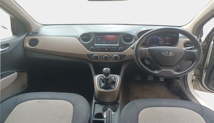 2017 Hyundai Grand i10 SPORTZ 1.2 KAPPA VTVT, Petrol, Manual, 81,163 km, interior